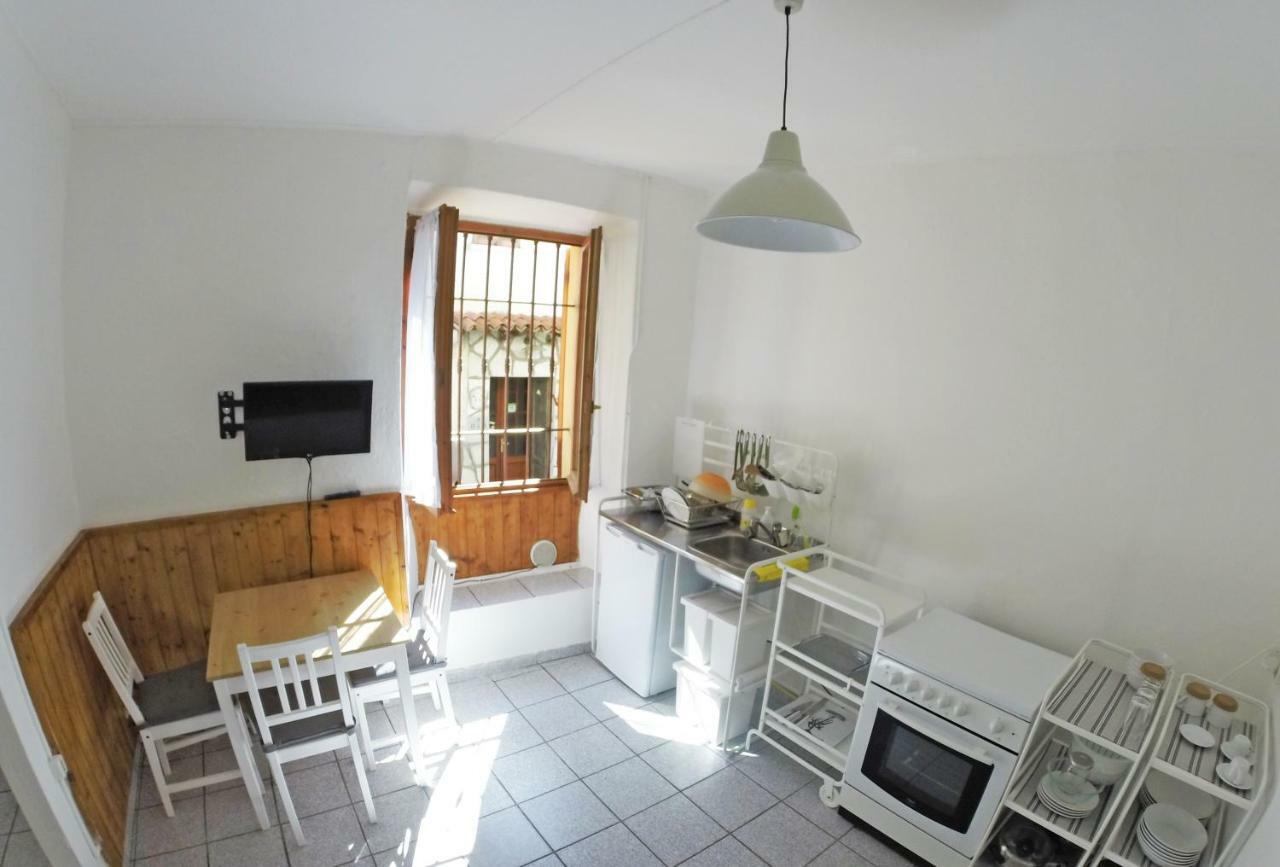 Apartment La Bigatera Castelveccana Екстериор снимка